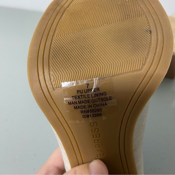 Express Factory Snake Print Lizard? Women's Peep toe Heel Size 7 - Picture 5 of 12